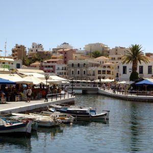 Read more about the article Portowe tawerny w Agios Nikolaos