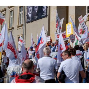 Read more about the article Protest dolnośląskiej Solidarności we Wrocławiu (13)