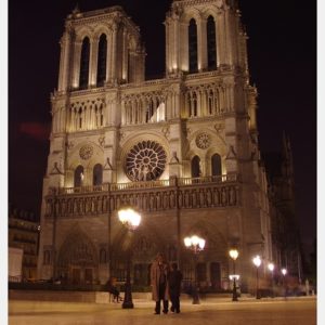 Read more about the article Notre-Dame de Paris nocą (3)